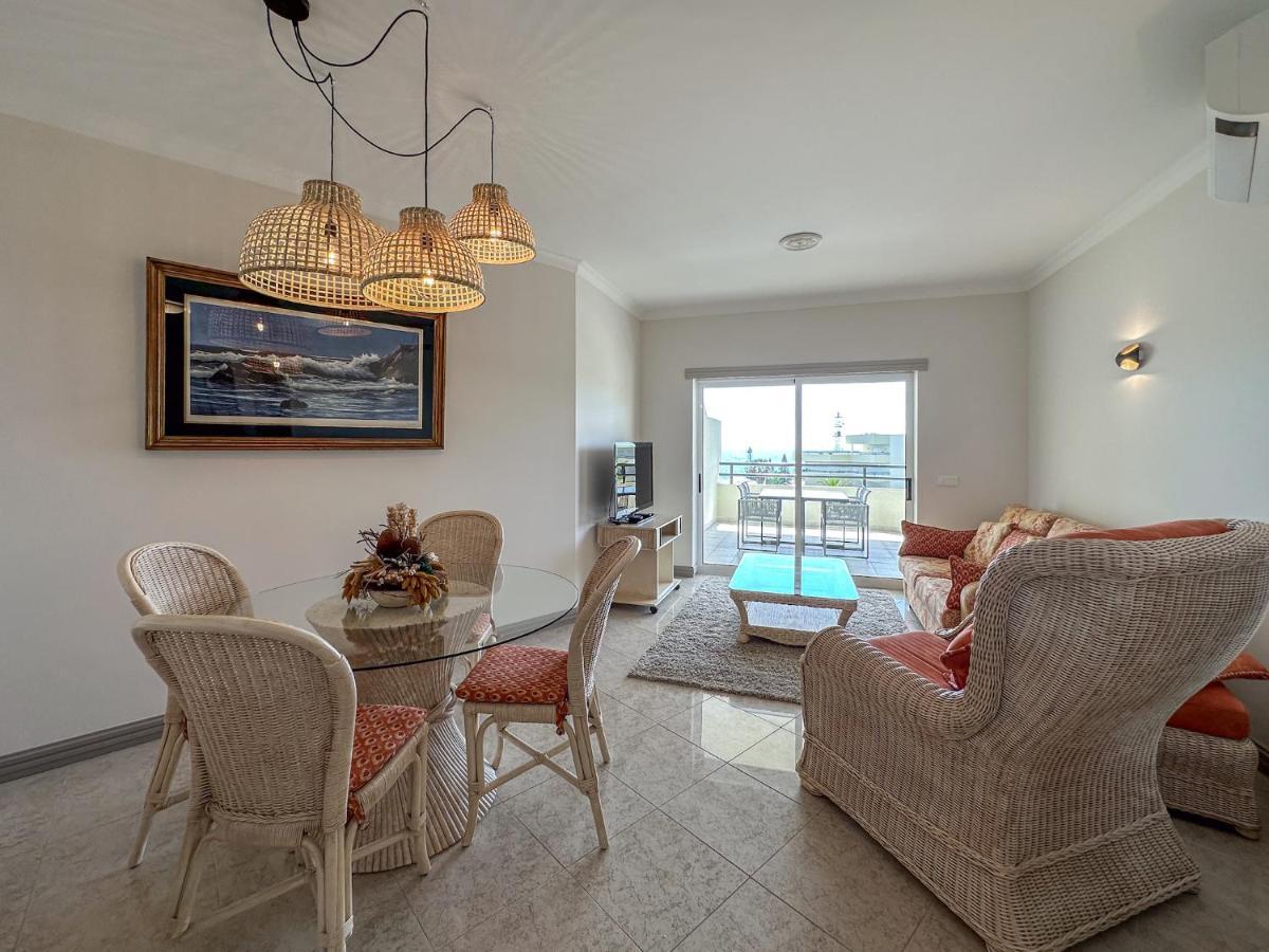 Luxury Apart Wstunning Sea Views, Walk Beach Albufeira Kültér fotó
