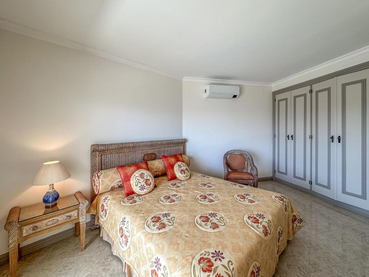 Luxury Apart Wstunning Sea Views, Walk Beach Albufeira Kültér fotó